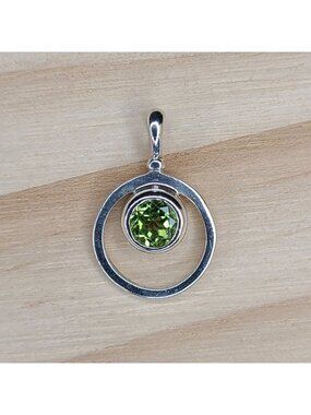 Sterling Silver Circle Pendant With Green Gemstone Accent Vintage .75"